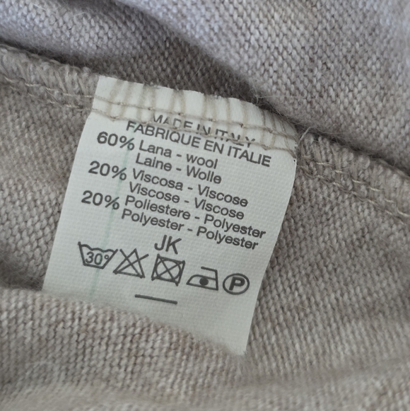 Brandy Melville Cropped Wool Knit Sweater - Picture 4 of 4